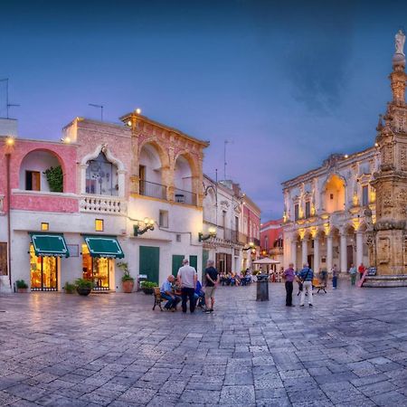 Casetta Carens Nel Centro Storico Di 나르도 외부 사진